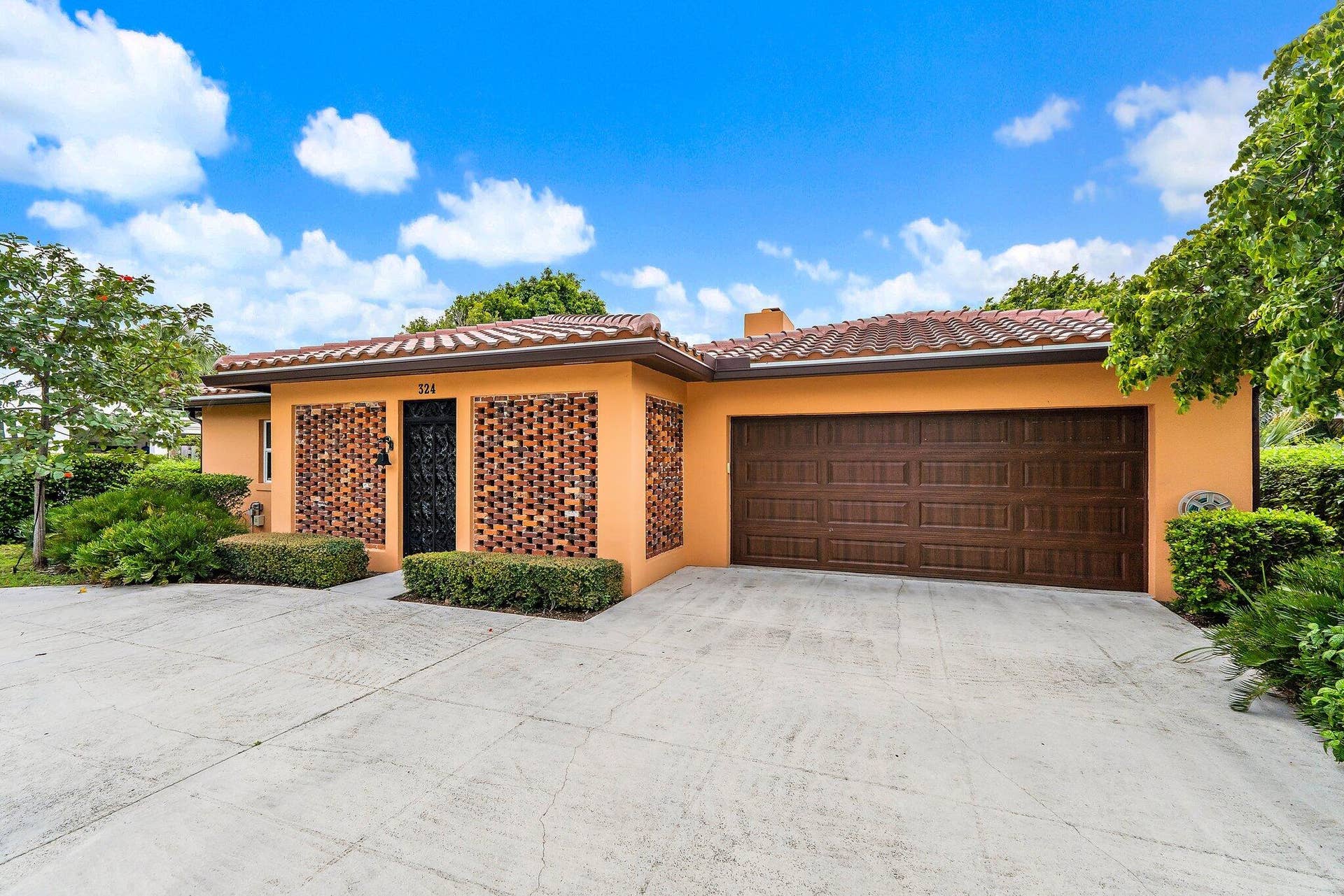 324 Sandal Lane, Palm Beach Shores, FL 33404 324 Sandal Lane
