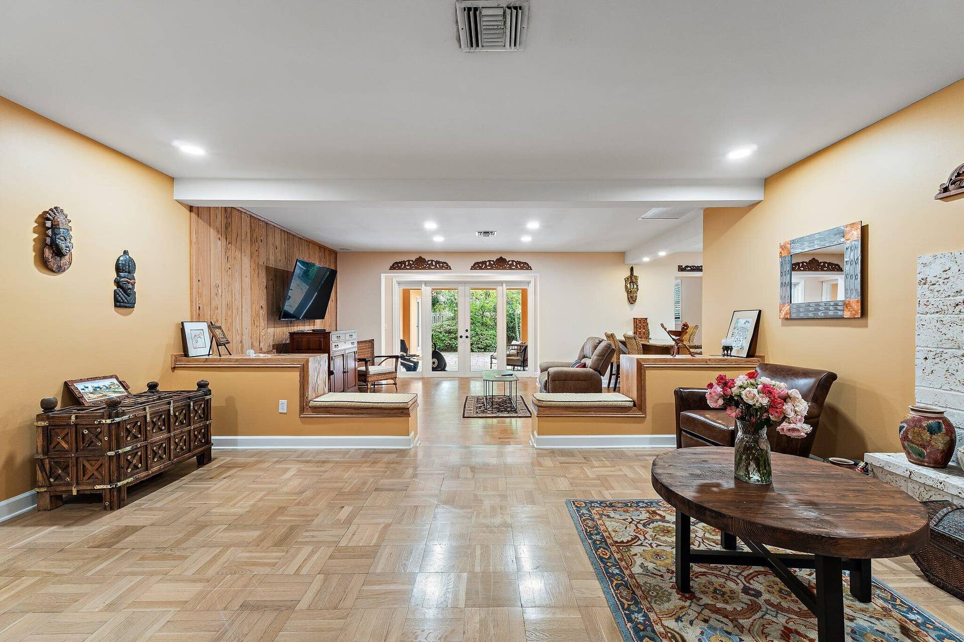 324 Sandal Lane, Palm Beach Shores, FL 33404 Living Room