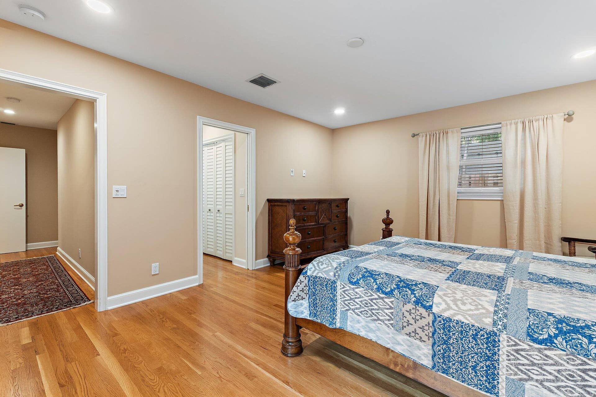 324 Sandal Lane, Palm Beach Shores, FL 33404 Primary Bedroom
