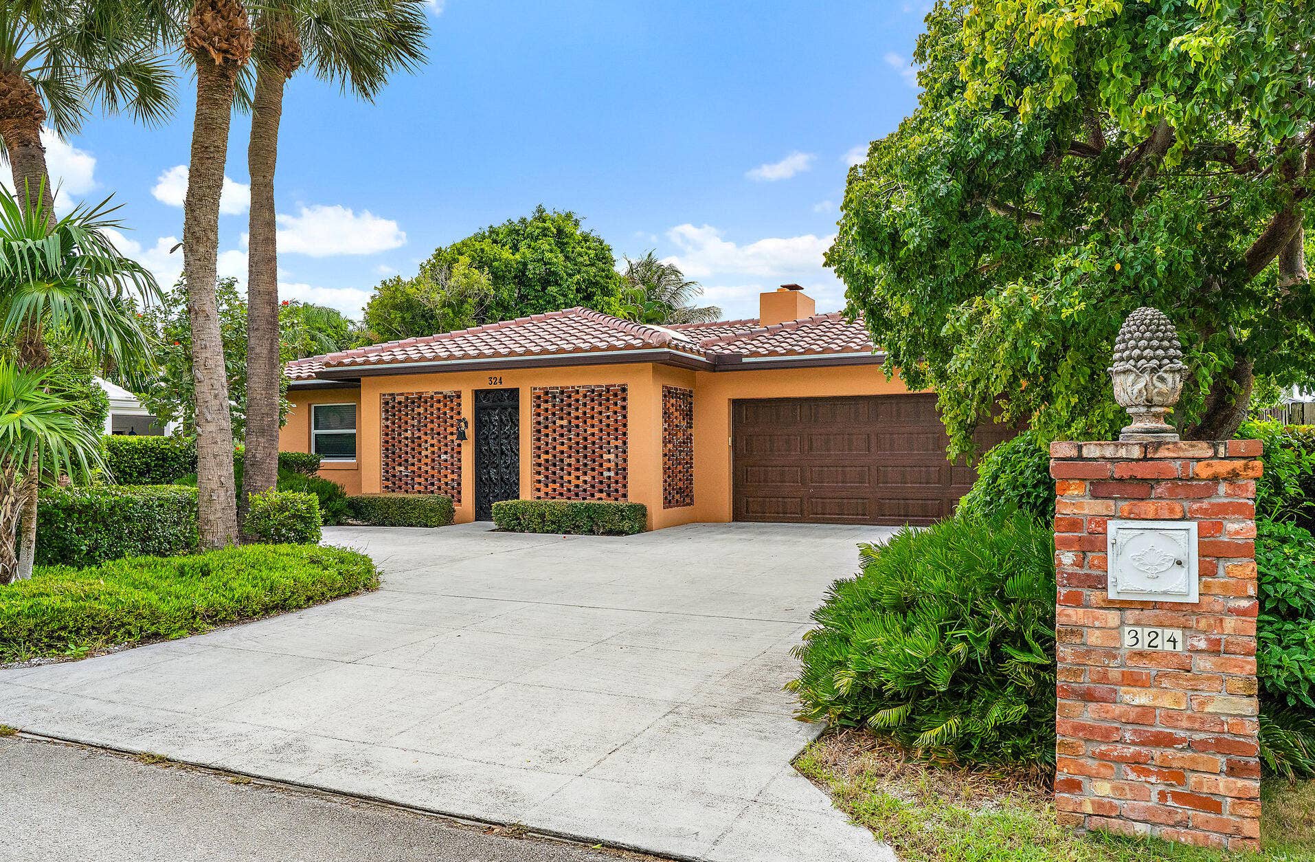 324 Sandal Lane, Palm Beach Shores, FL 33404 324 Sandal Lane