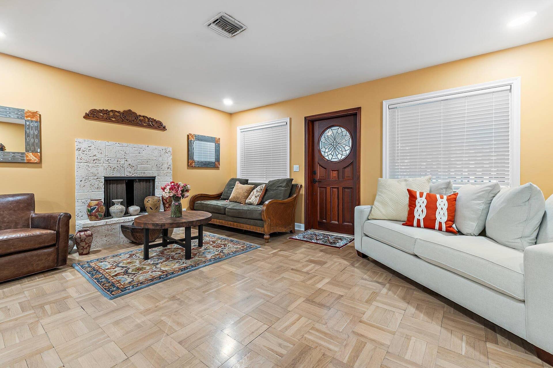 324 Sandal Lane, Palm Beach Shores, FL 33404 Living Room