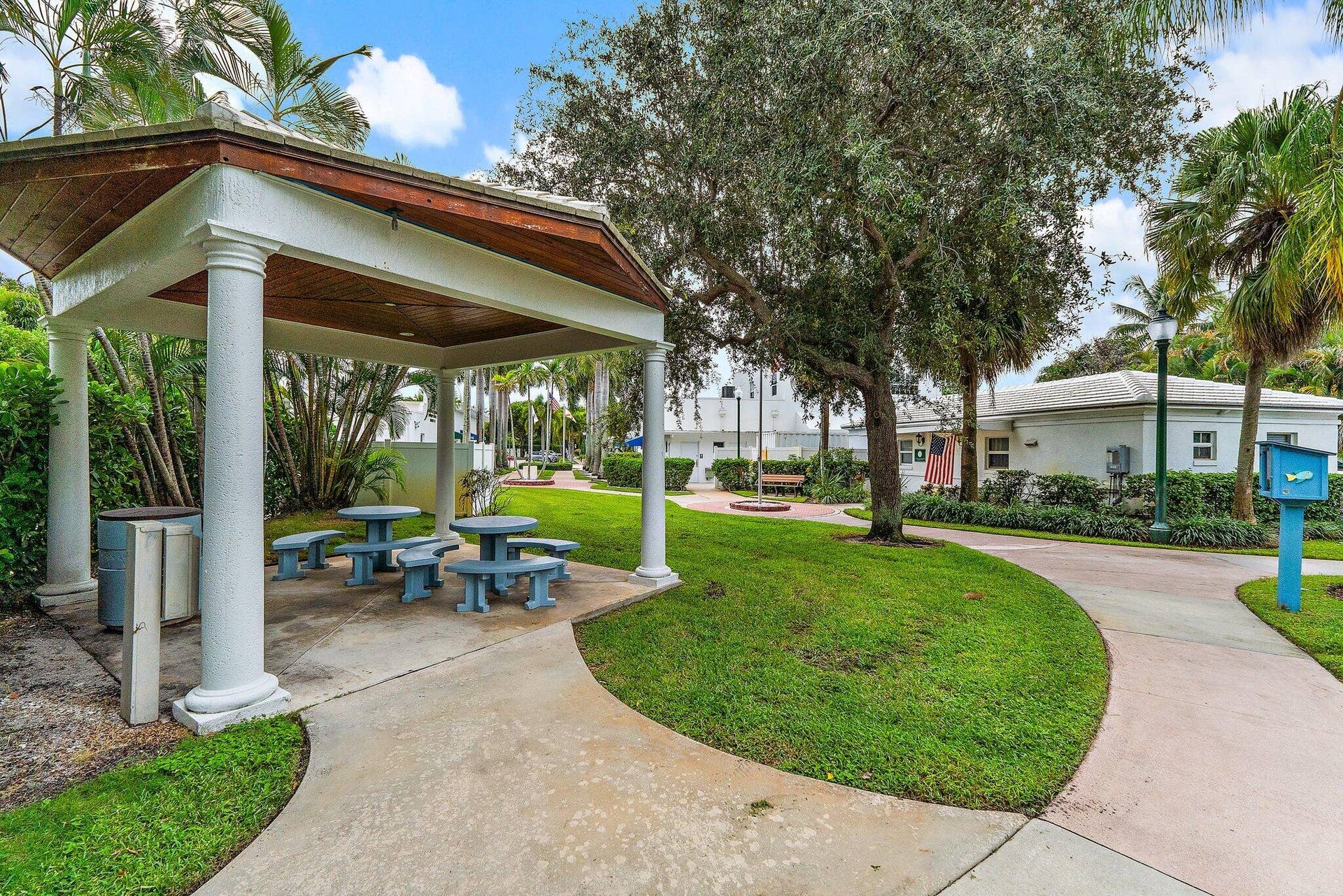 324 Sandal Lane, Palm Beach Shores, FL 33404 Palm Beach Shores