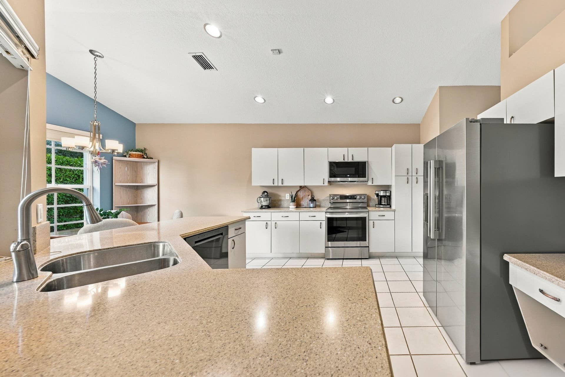2005 NW 127th Terrace, Coral Springs, FL 33071 IMG_3461