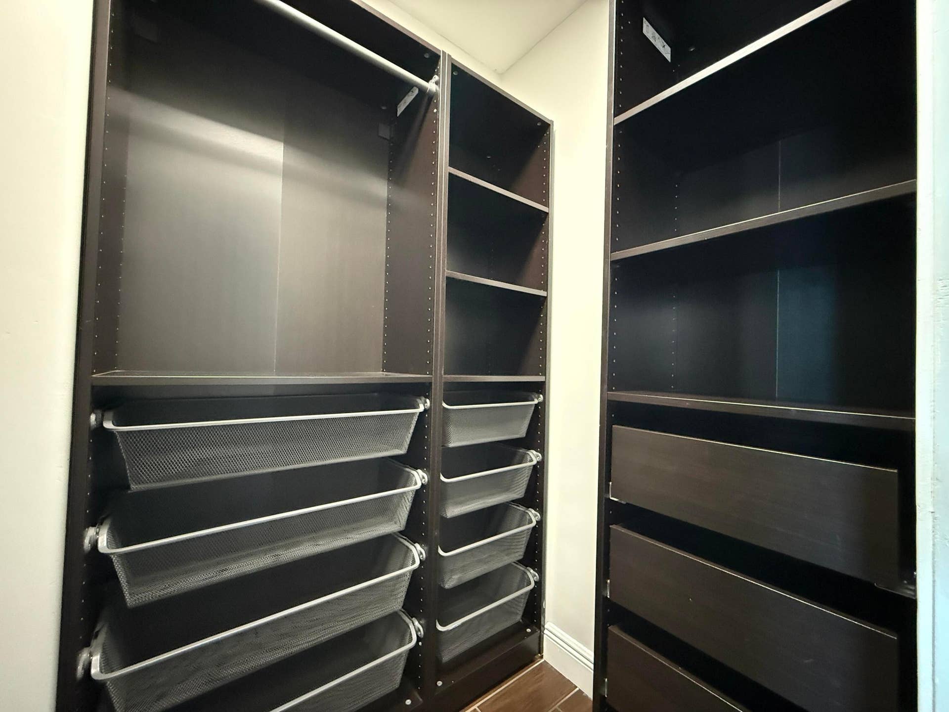 2nd bedroom closet
