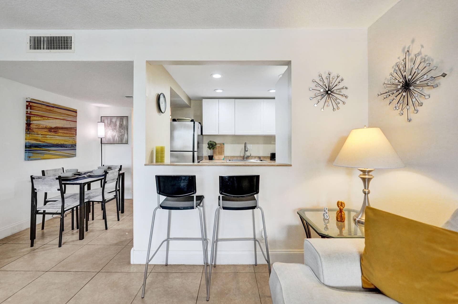 1901 N Andrews Avenue, #Apt 214, Wilton Manors, FL 33311 Living Room with Breakfast Bar