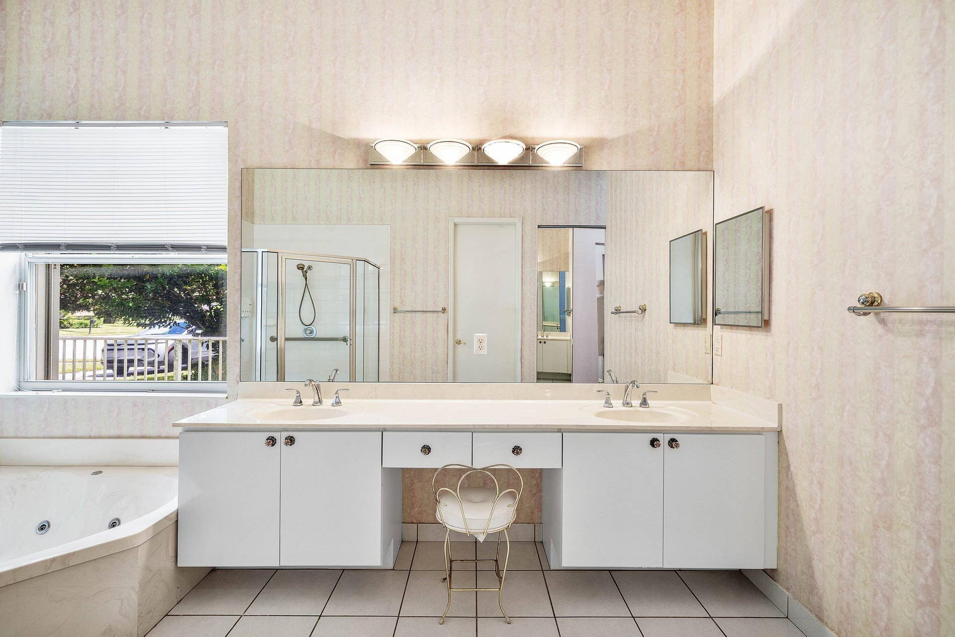 030-11054BlueCoralDrive-BocaRaton-FL-334