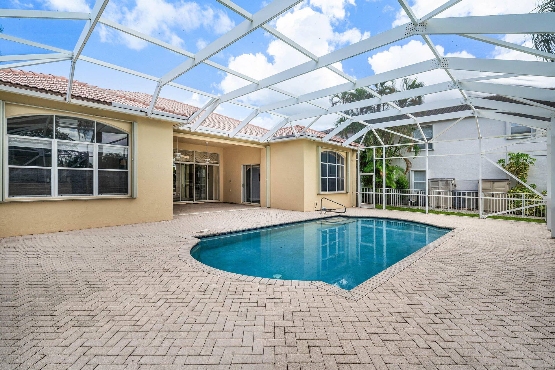 037-11054BlueCoralDrive-BocaRaton-FL-334