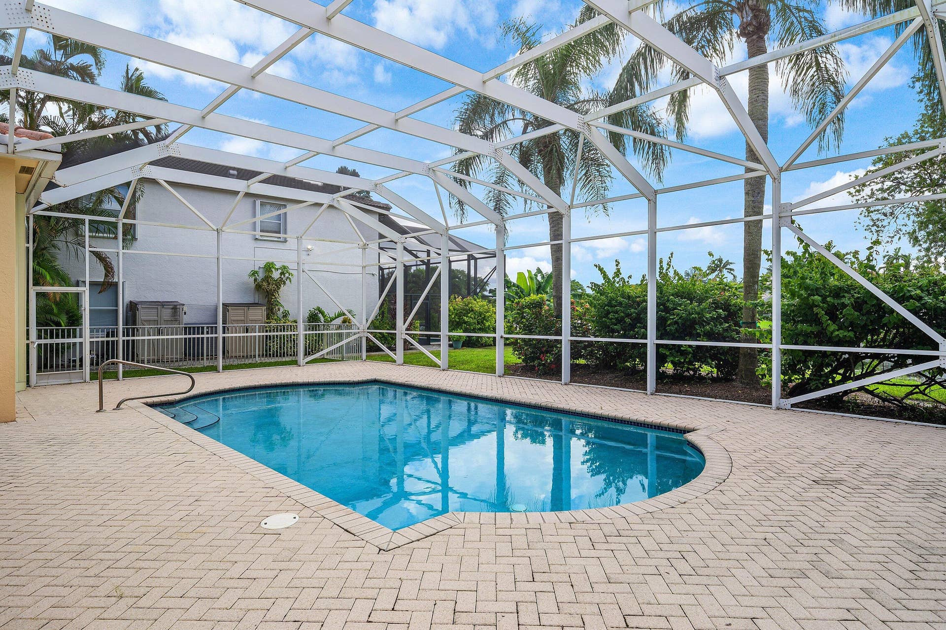 036-11054BlueCoralDrive-BocaRaton-FL-334