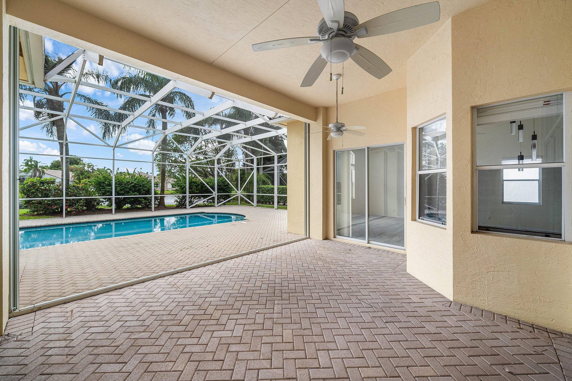 033-11054BlueCoralDrive-BocaRaton-FL-334