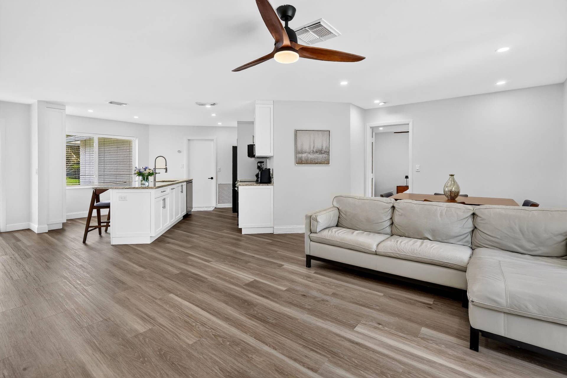 10-web-or-mls-5P1A3527