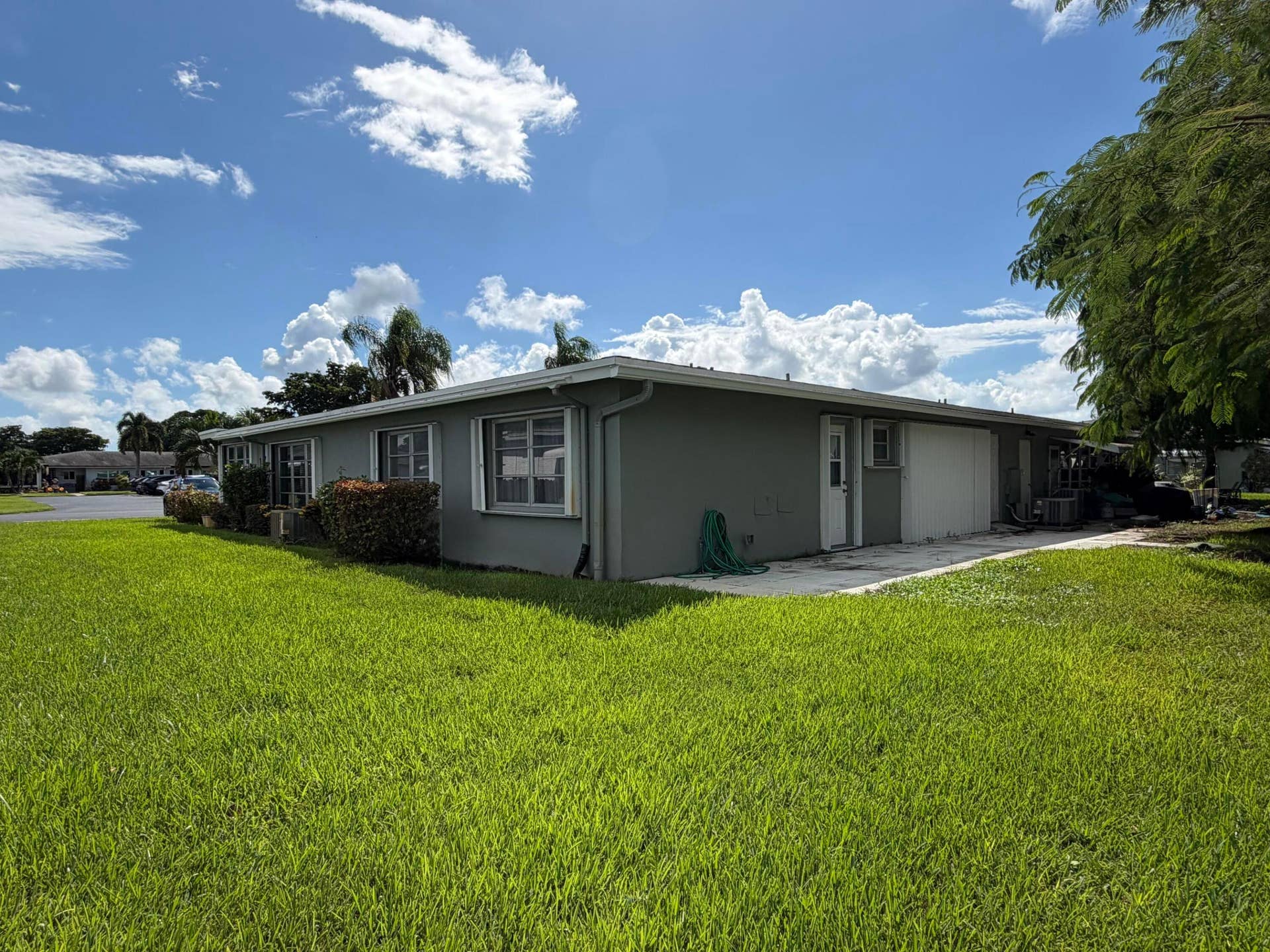 10 x 20 outdoor space ideal for relaxing and bird watching too!