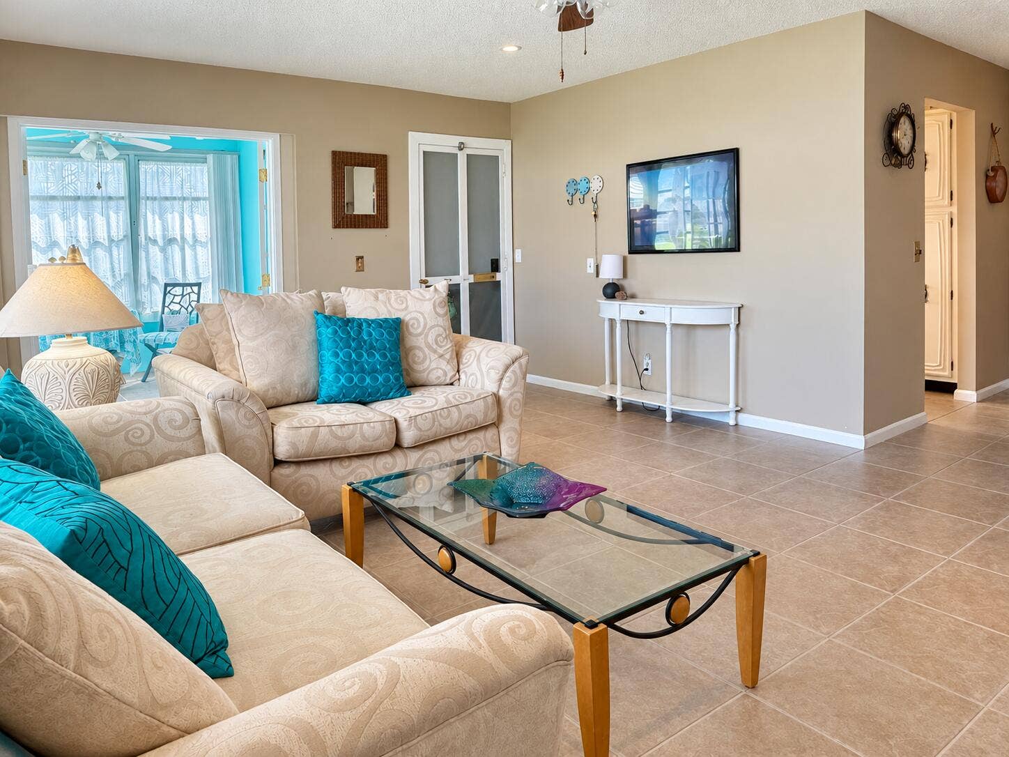 Living Rm