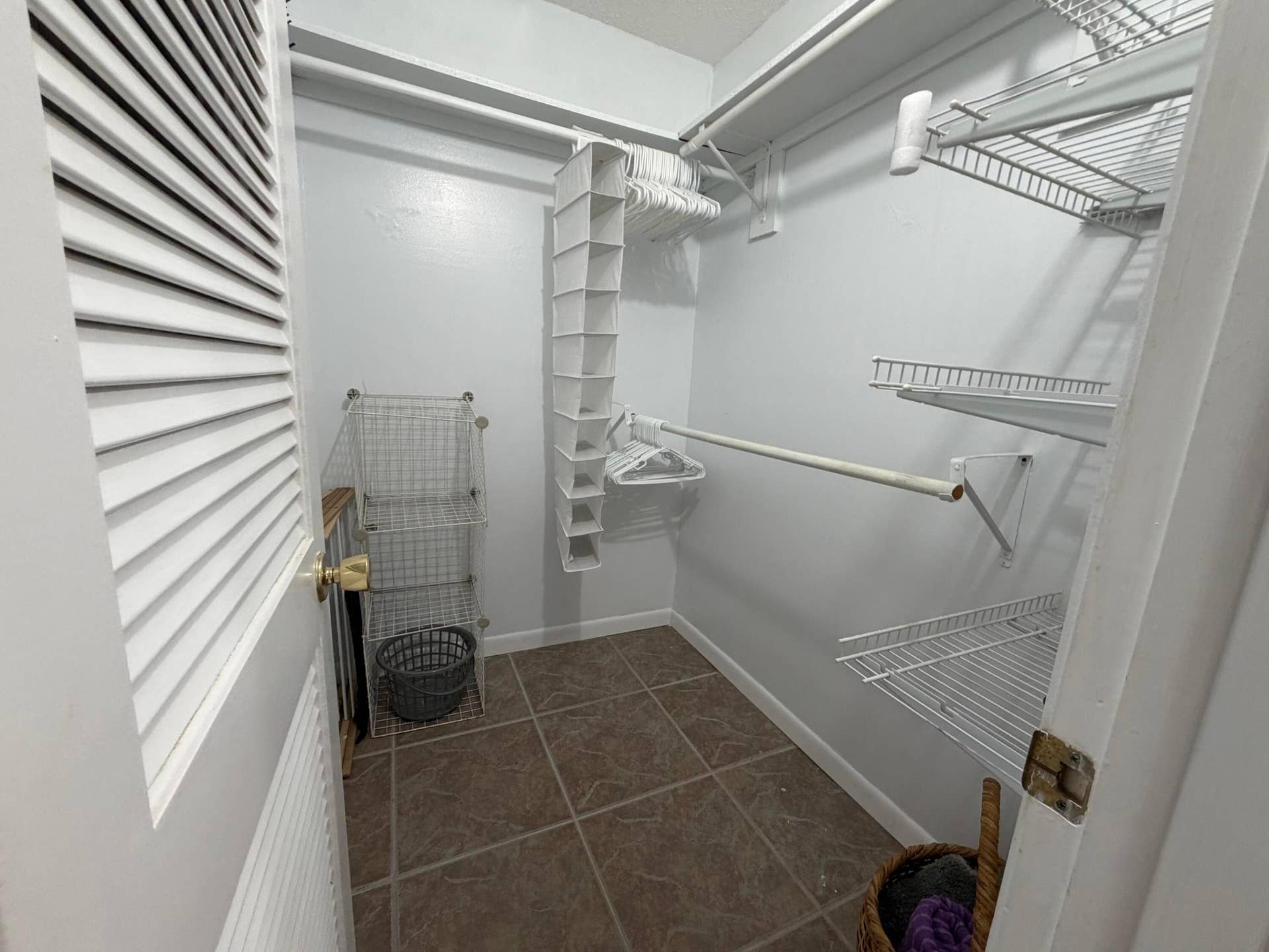 XL Primary Suite Closet