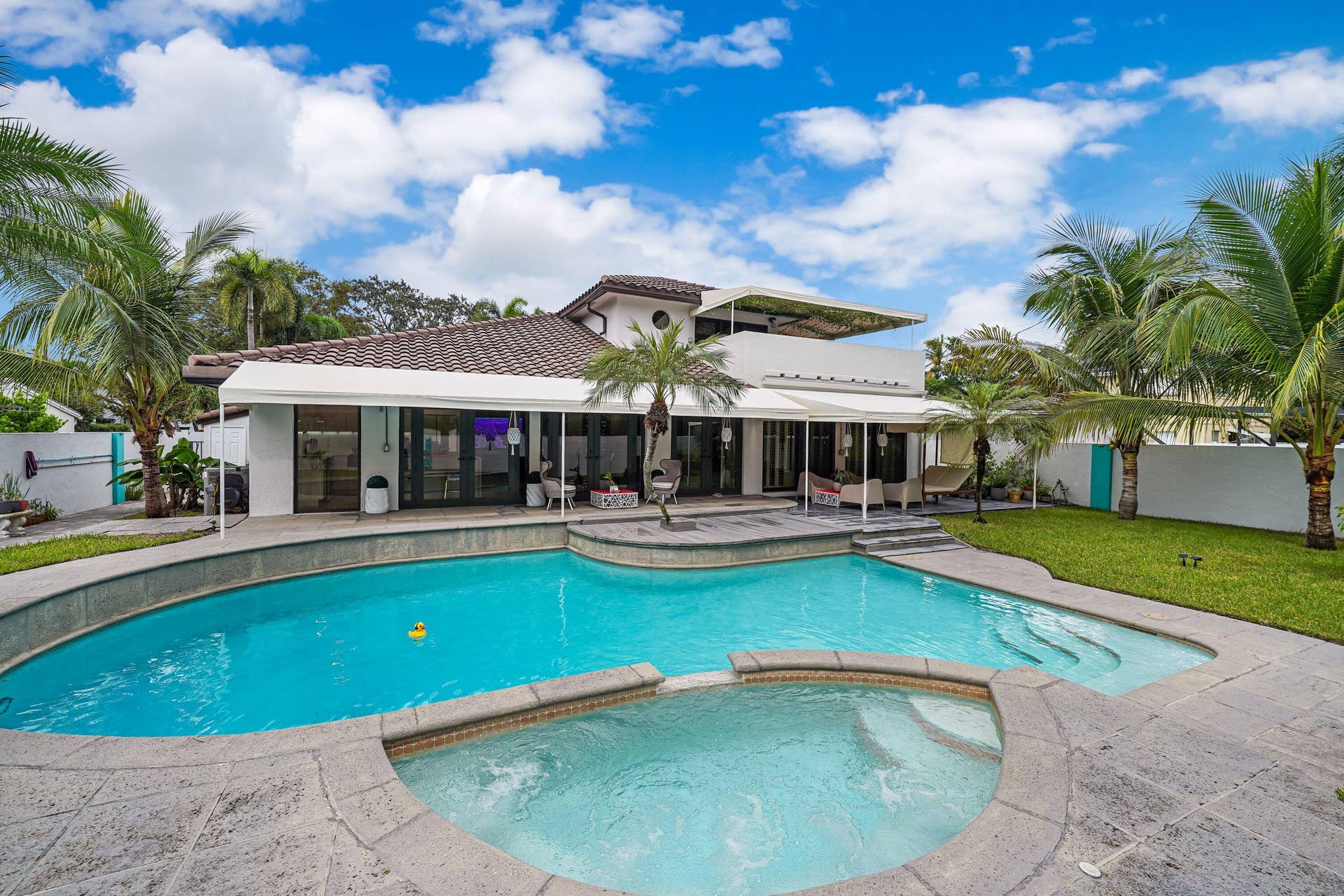608 SW 17TH Street, Fort Lauderdale, FL 33315 DSC01439