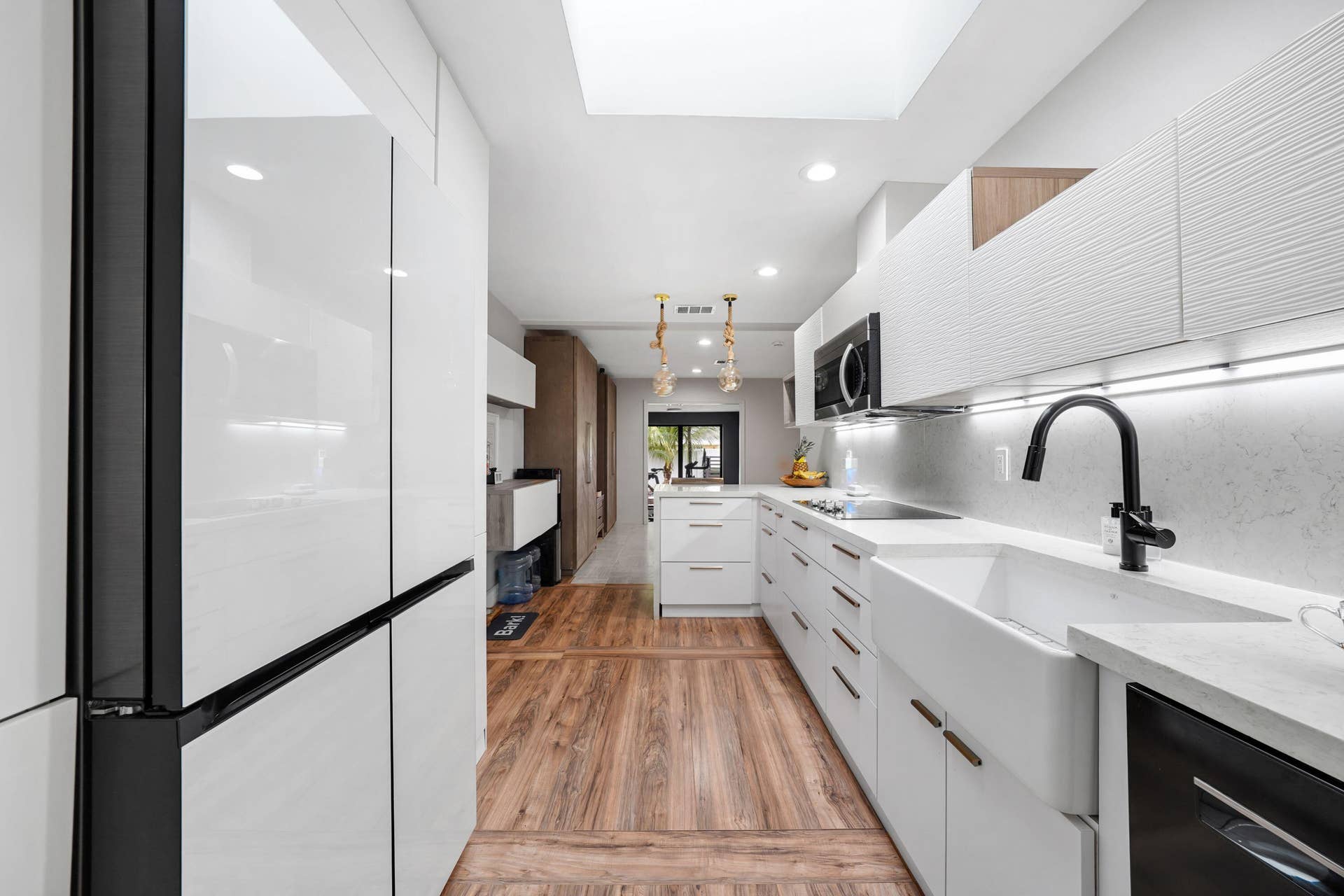 608 SW 17TH Street, Fort Lauderdale, FL 33315 DSC01242