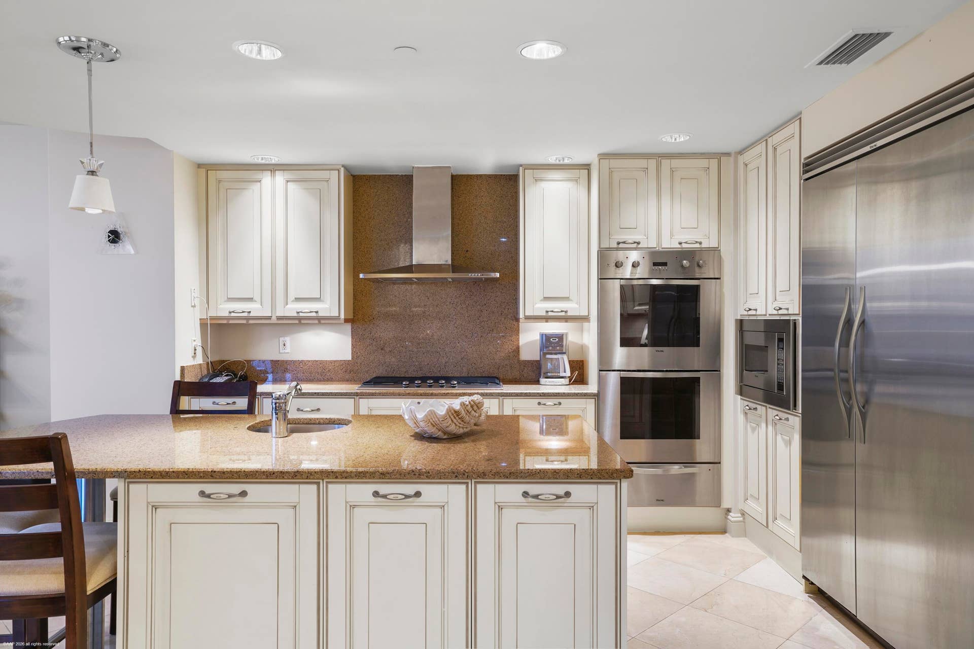 3800 N Ocean Dr 1751 011