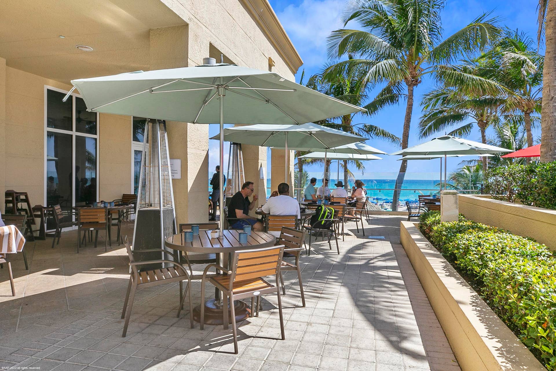 Resort at Singer Island Patio Dinning AA
