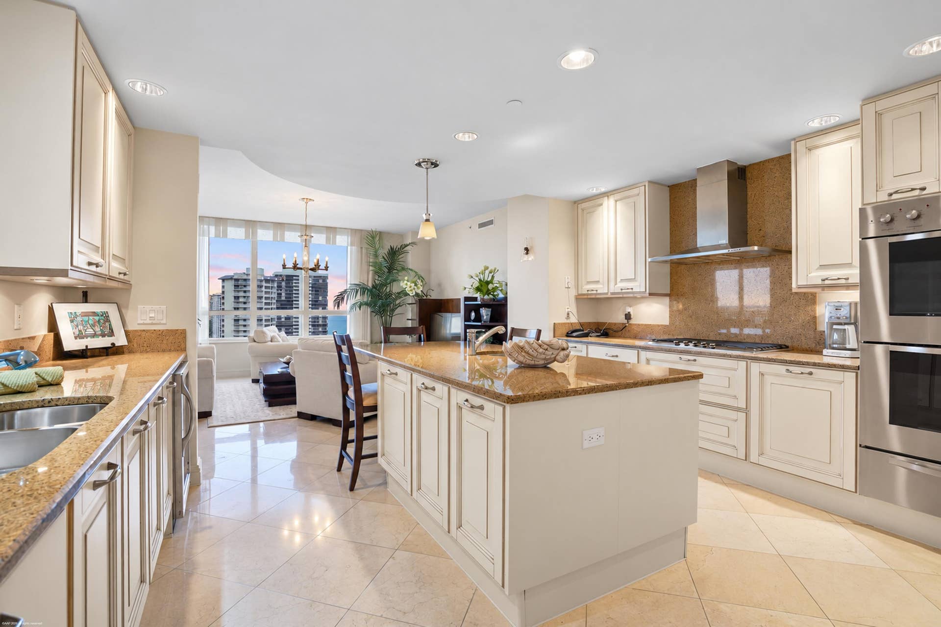 3800 N Ocean Dr 1751 007