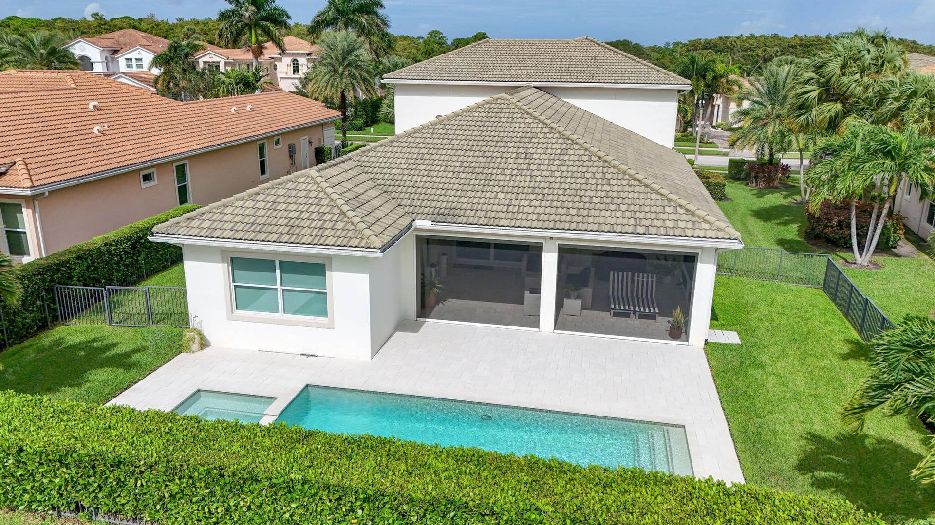 154 Sonata Drive, Jupiter, FL 33478 84-web-or-mls-DJI_20261002232608_0054_D-