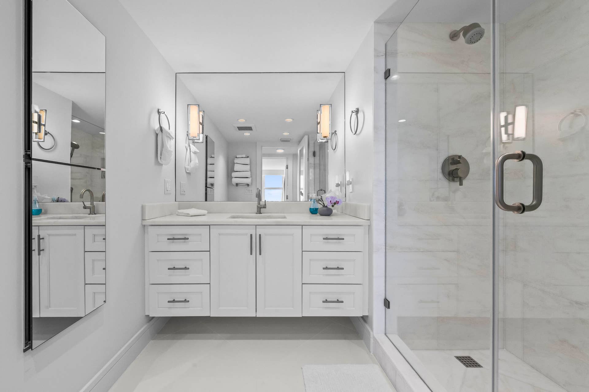 Guest Suite Bath
