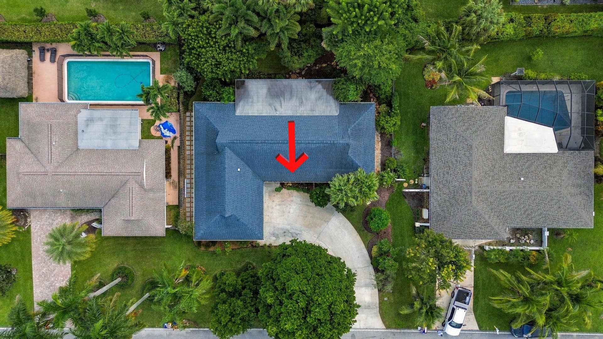 9714 Honeysuckle Ave