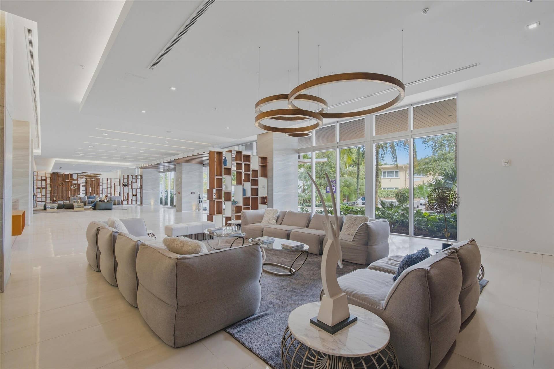 920 Intracoastal Drive, #702, Fort Lauderdale, FL 33304 Lobby