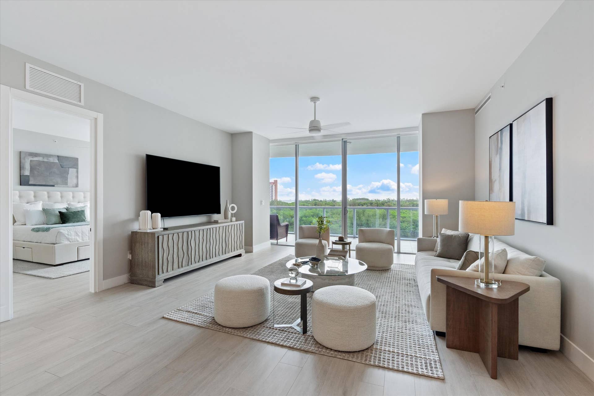920 Intracoastal Drive, #702, Fort Lauderdale, FL 33304 #702
