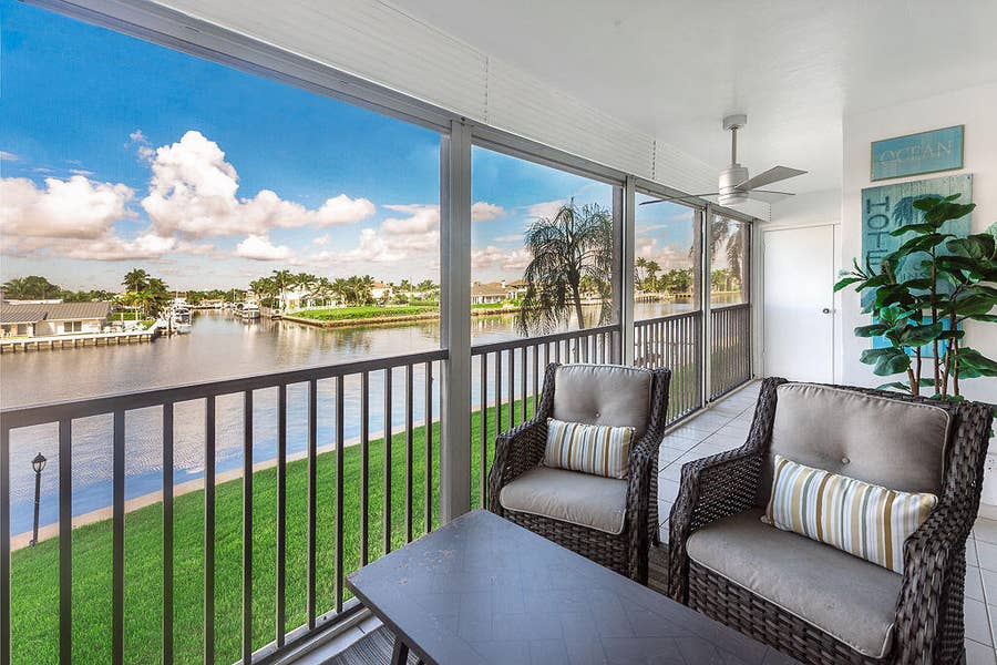 Property photo for 985 SE 19th Avenue, #203, Deerfield Beach, FL
