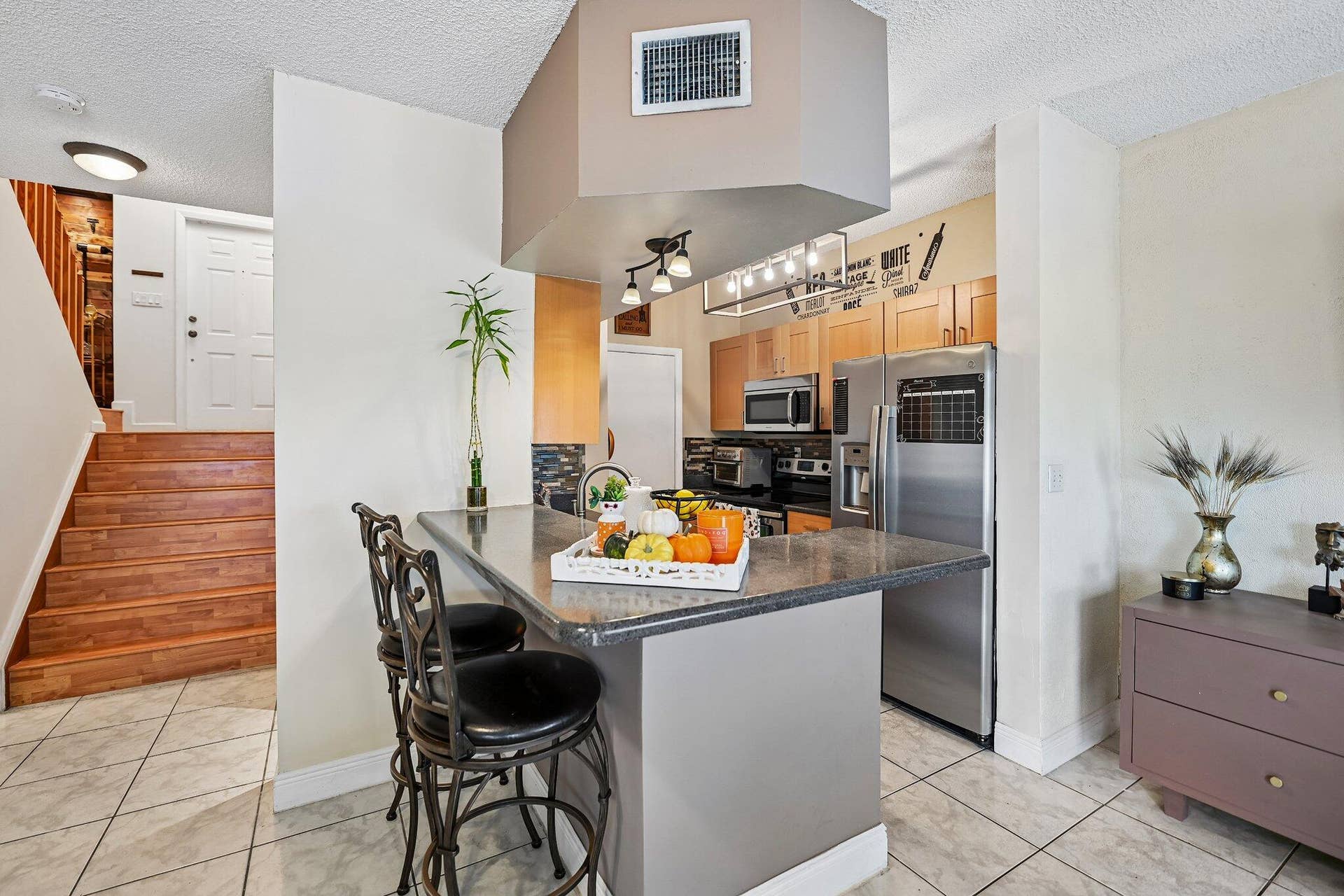 11-web-or-mls-SW 95th Ter-S3009-011r