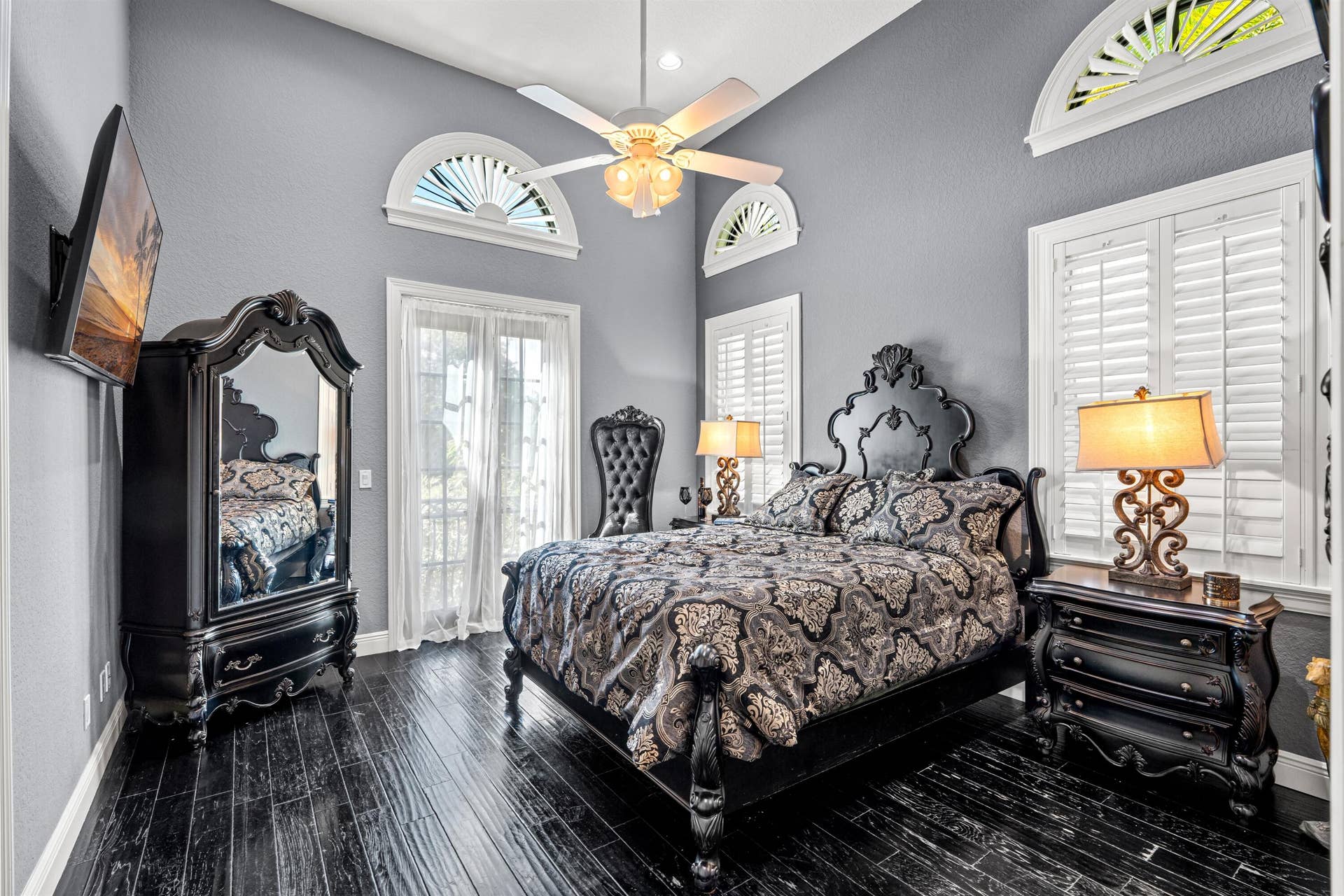 BEDROOM_1_ANGLE_RIGHT