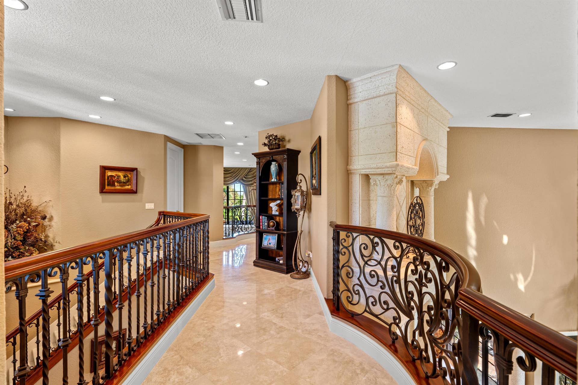 STAIRS_LANDING
