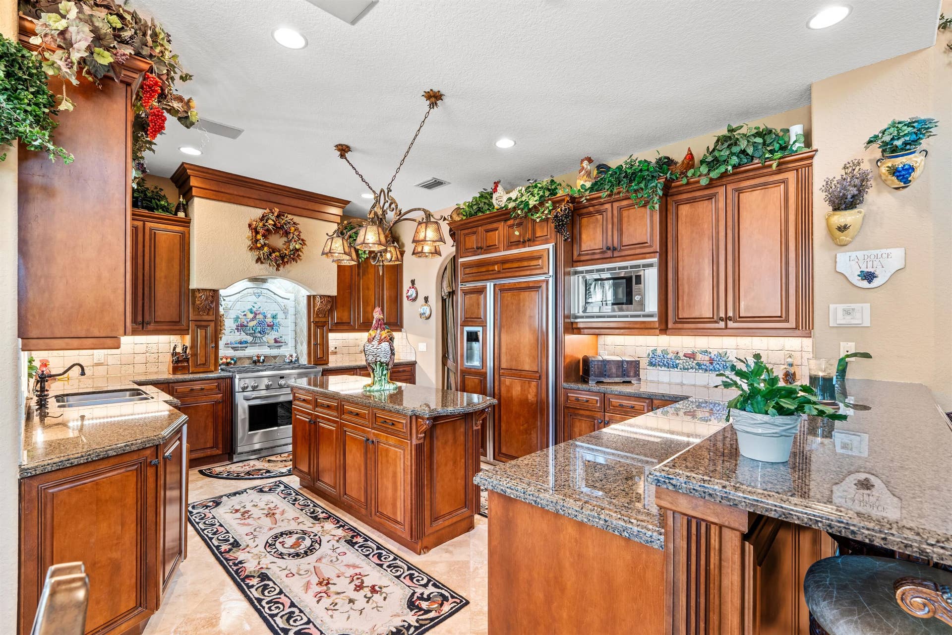 KITCHEN_ANGLE_LEFT