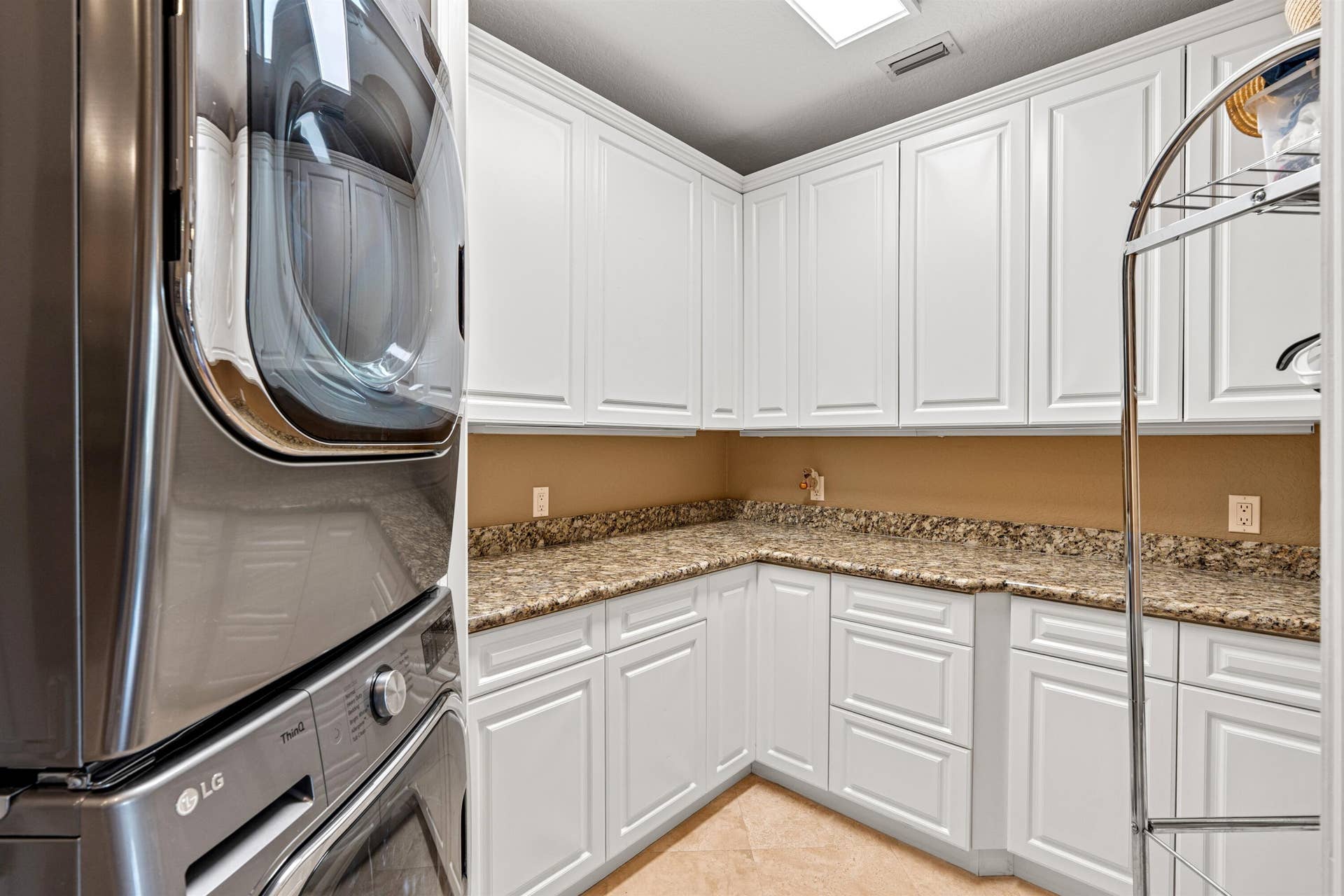 LAUNDRY_ROOM_ANGLE