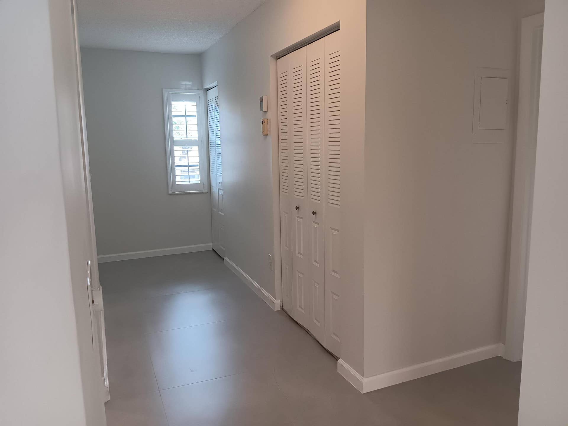 8045 Eastlake Drive, Boca Raton, FL 33433 X