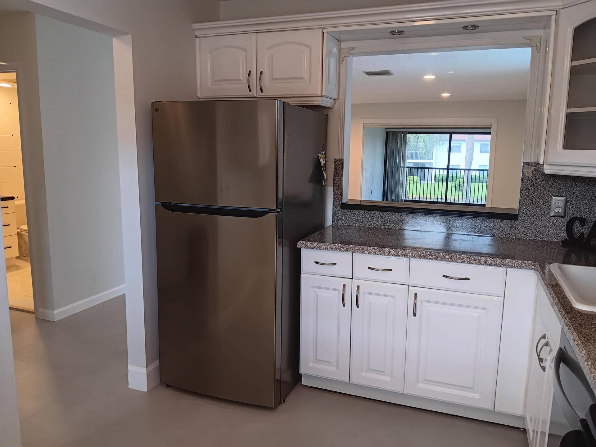 8045 Eastlake Drive, Boca Raton, FL 33433 17