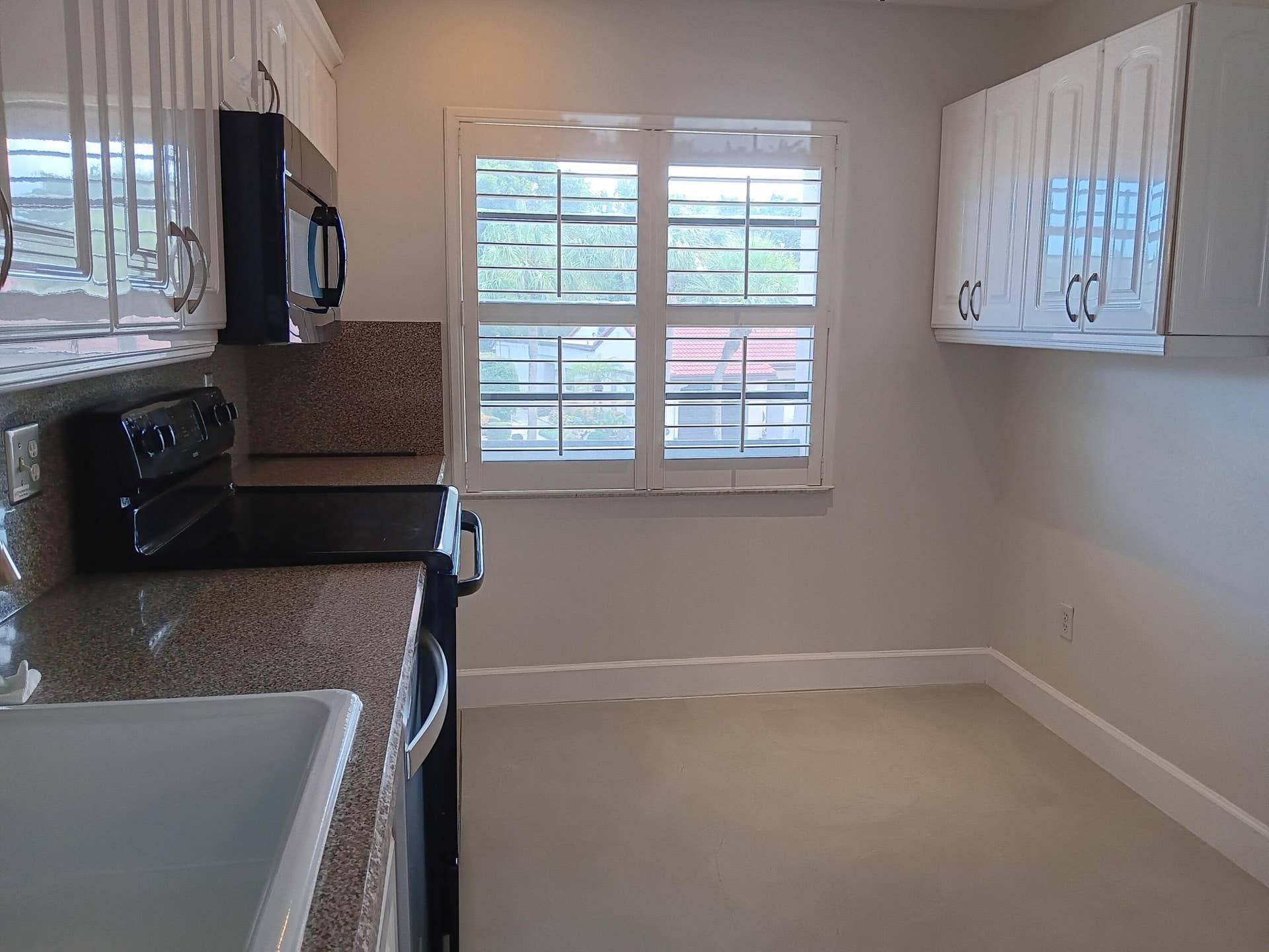 8045 Eastlake Drive, Boca Raton, FL 33433 12