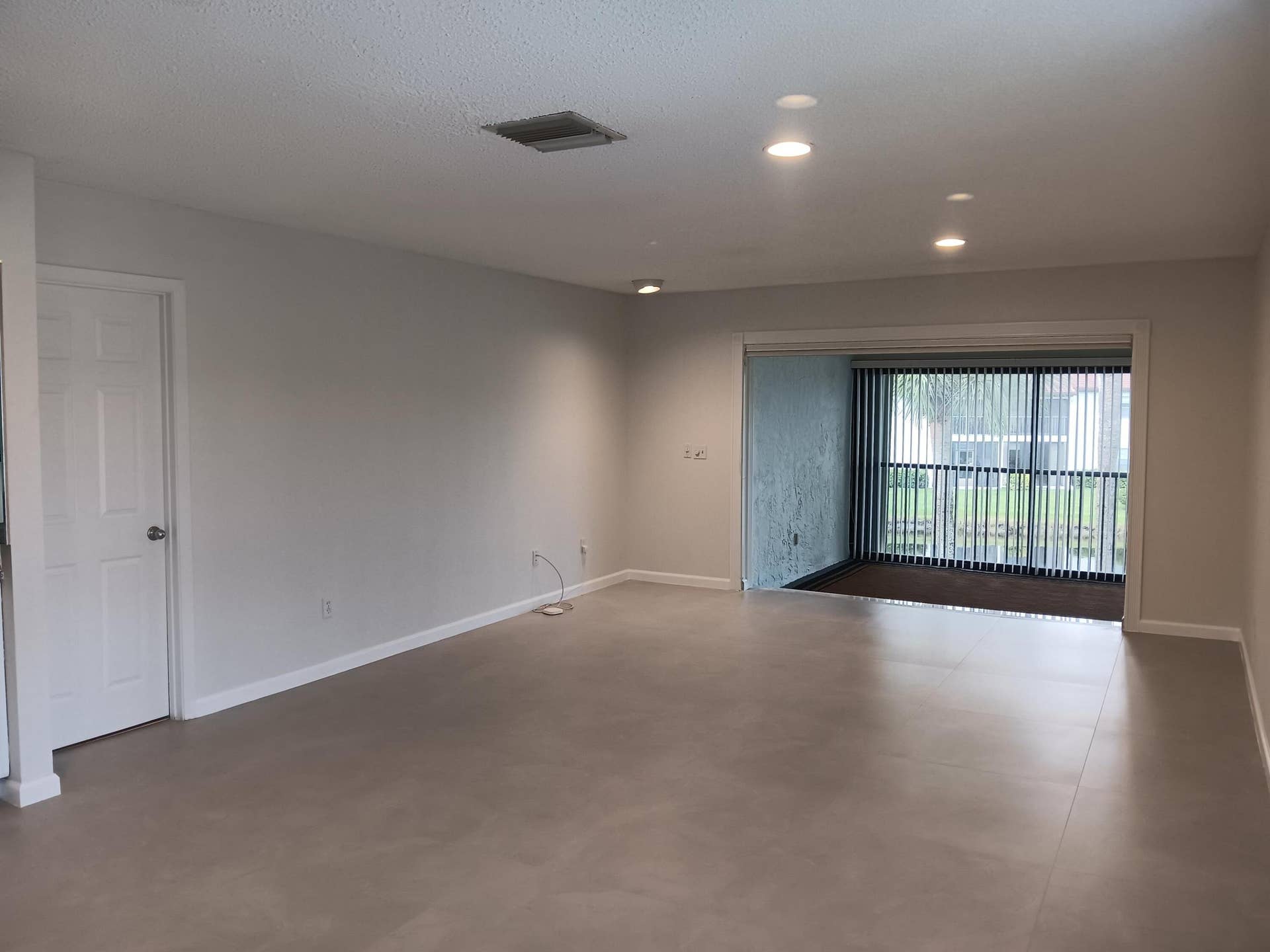8045 Eastlake Drive, Boca Raton, FL 33433 7