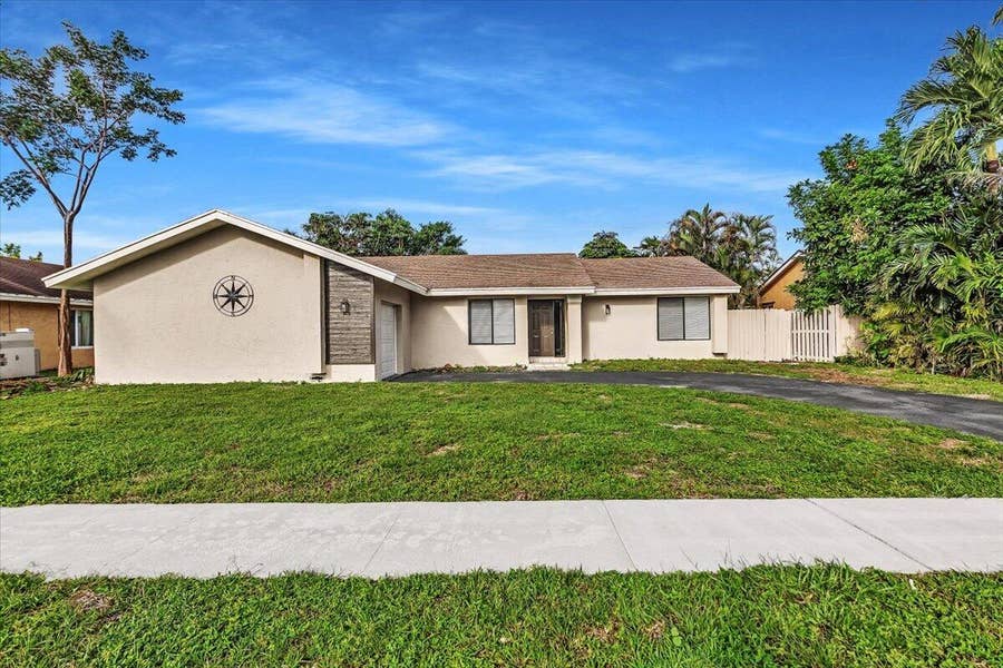 Property photo for 837 SW 56TH Avenue, Margate, FL