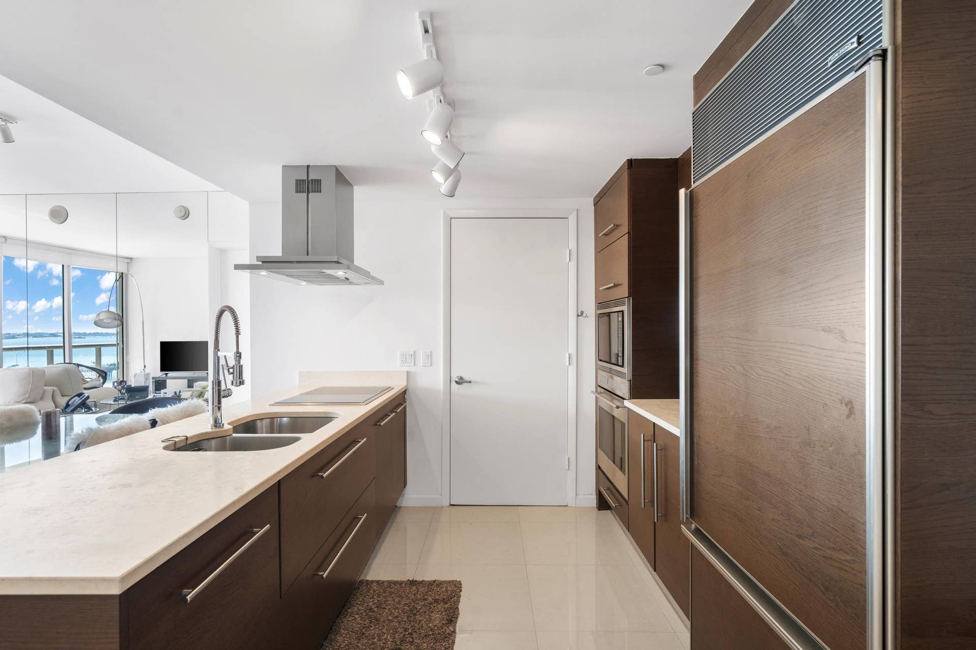 495 BRICKELL Avenue, #811, Miami, FL 33131 Icon2