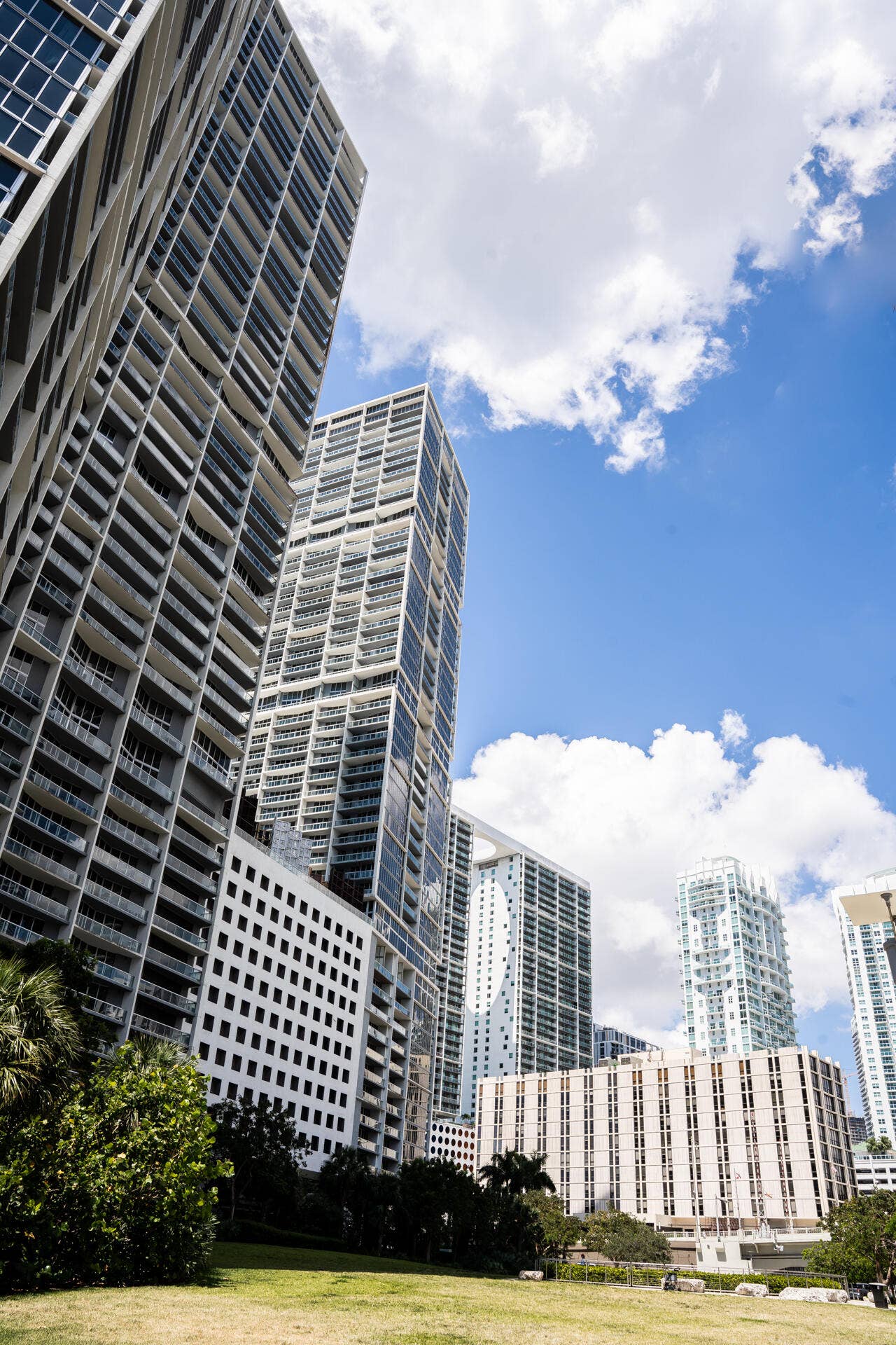 495 BRICKELL Avenue, #811, Miami, FL 33131 DSC03544