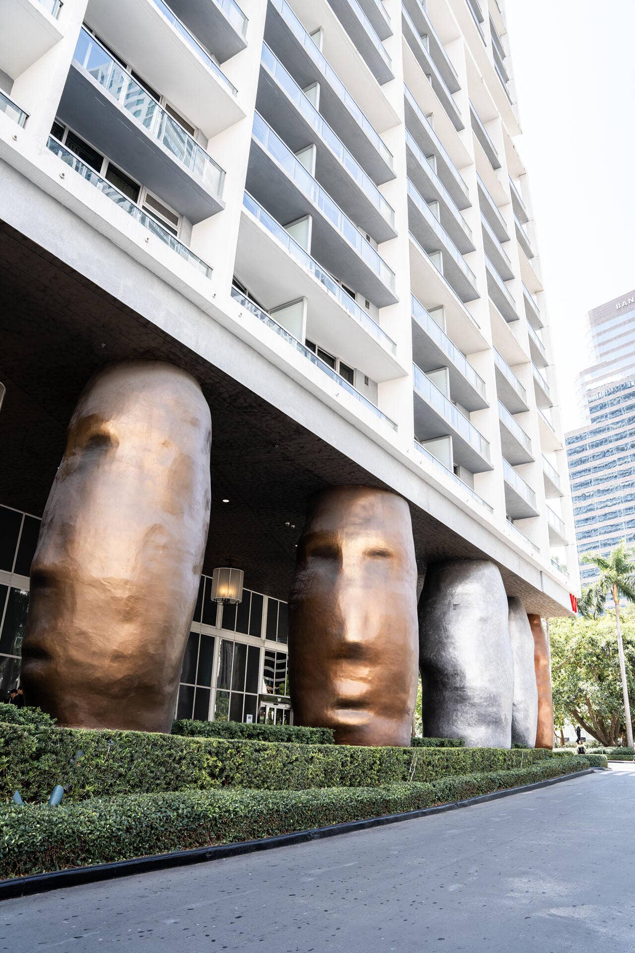 495 BRICKELL Avenue, #811, Miami, FL 33131 DSC03549