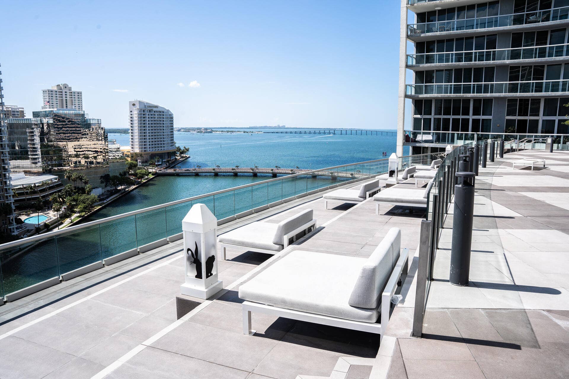 495 BRICKELL Avenue, #811, Miami, FL 33131 DSC03408