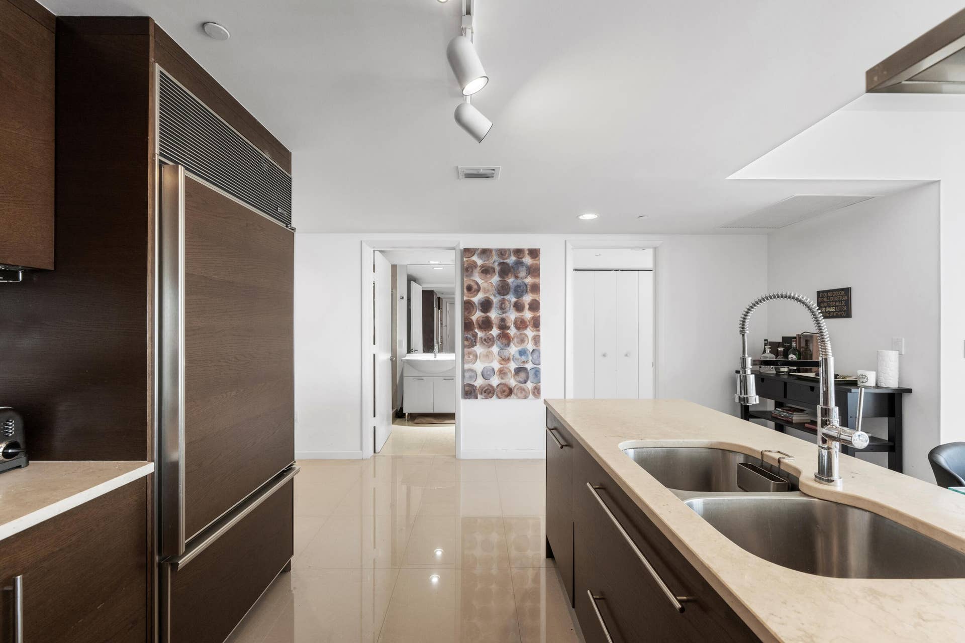 495 BRICKELL Avenue, #811, Miami, FL 33131 Icon3