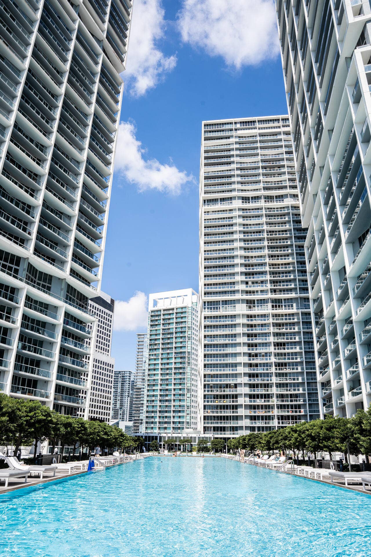 495 BRICKELL Avenue, #811, Miami, FL 33131 DSC03410