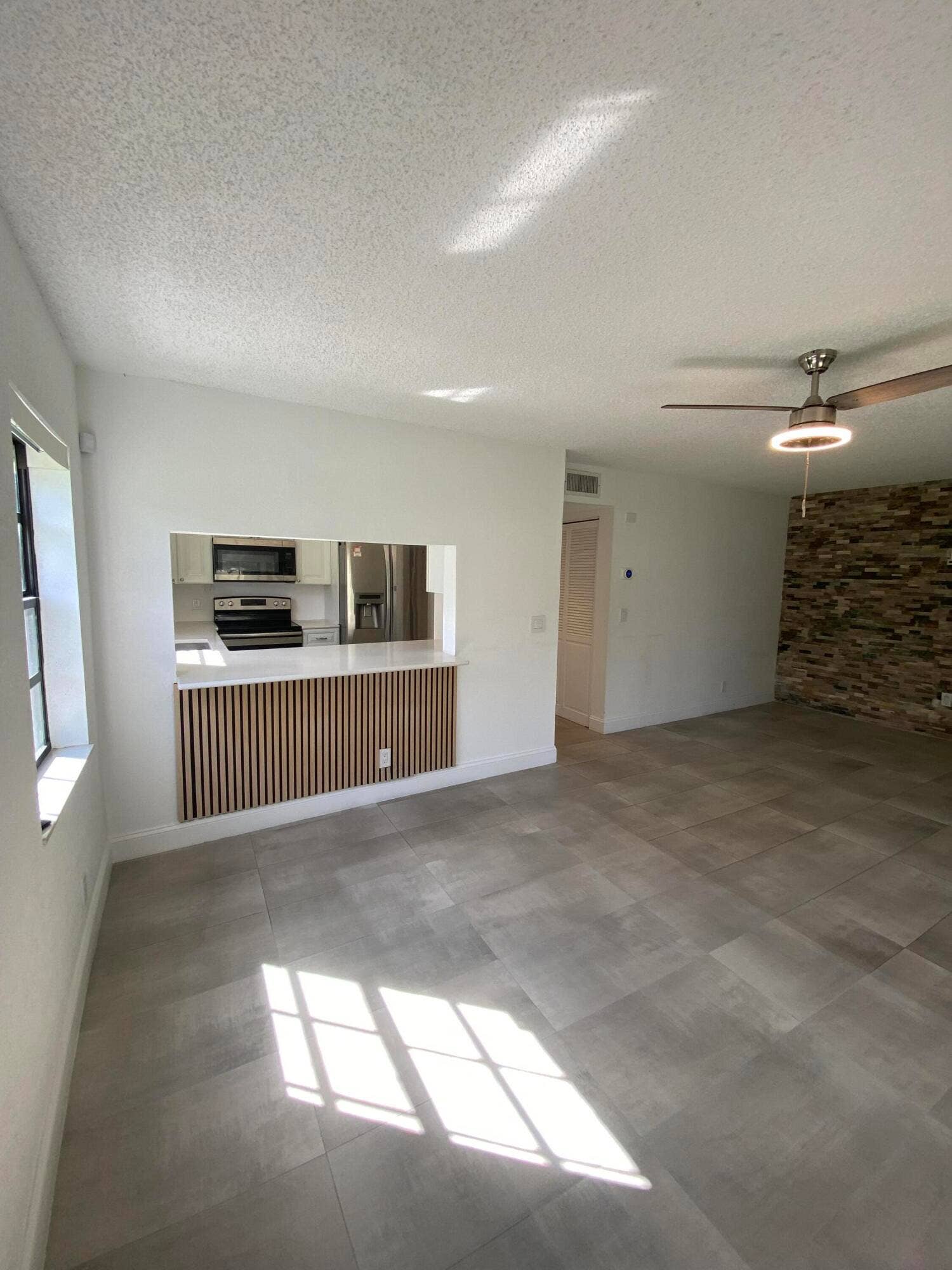 811 Freedom Court Court, #811, Deerfield Beach, FL 33442 IMG_2812