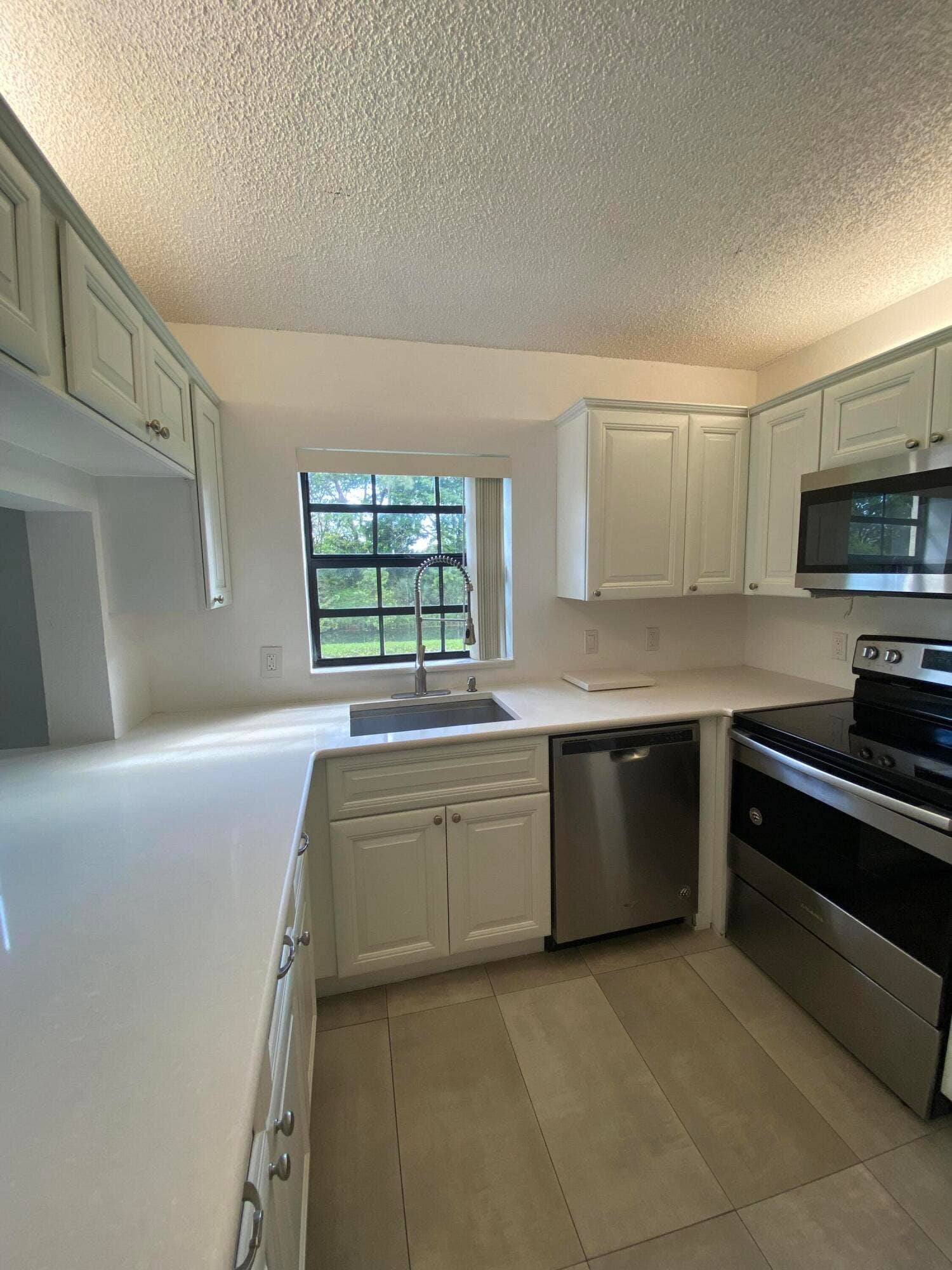 811 Freedom Court Court, #811, Deerfield Beach, FL 33442 IMG_2806