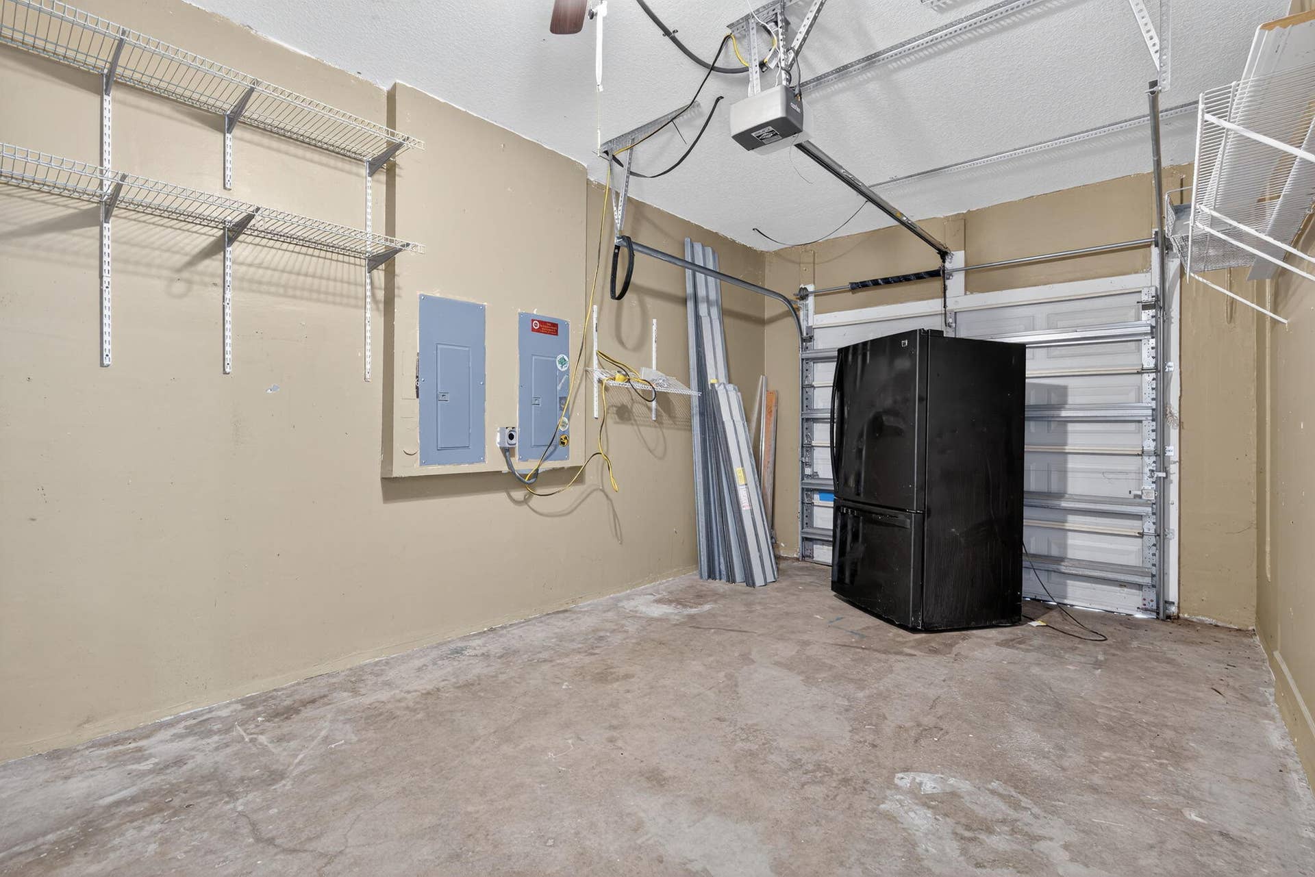 4083 LAKE TAHOE Circle, West Palm Beach, FL 33409 20251008214-