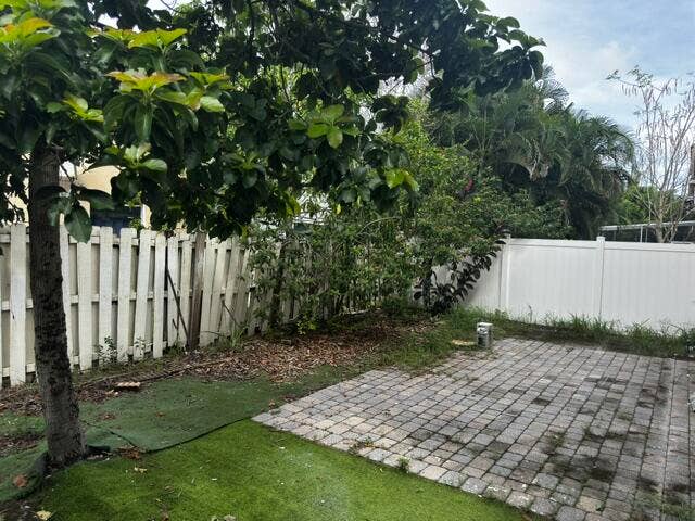 4083 LAKE TAHOE Circle, West Palm Beach, FL 33409 IMG_9681