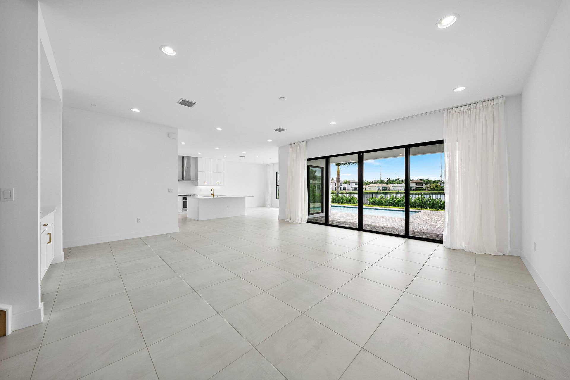 8095 CRYSTAL DOWNS Avenue, Boca Raton, FL 33434 007-8095CrystalDownsAvenue-BocaRaton-FL-