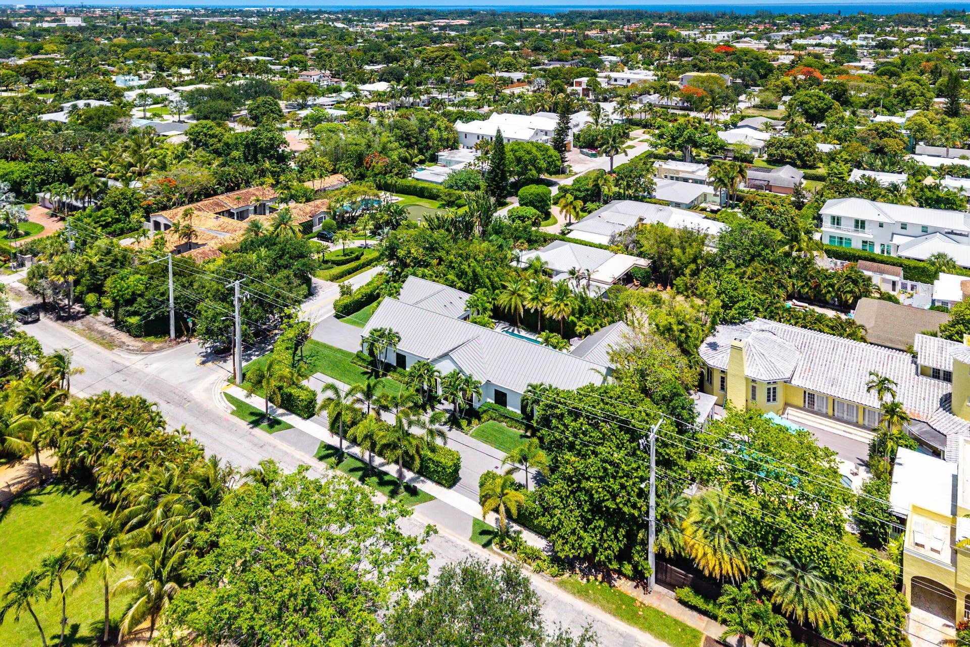 1275 N SWINTON Avenue, Delray Beach, FL 33444 067-1275NorthSwintonAvenue-DelrayBeach-F